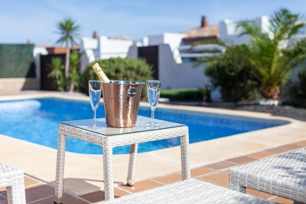 Villa Zafiro 13 Golf Private Pool Caleta De Fuste By Holidays Home Eksteriør billede